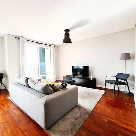 Santa Luzia's Pearl Iv - Two Bed Apartment